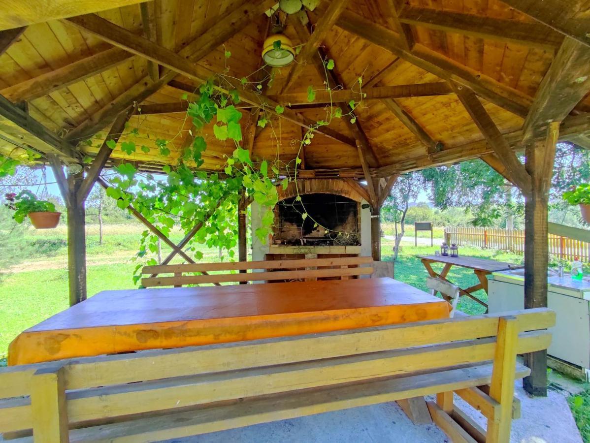 Apartments Eco Forest Resort Rakovica Exteriör bild