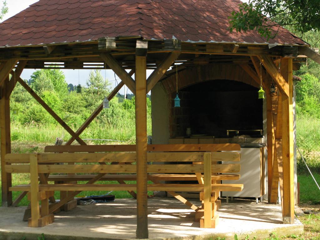 Apartments Eco Forest Resort Rakovica Exteriör bild